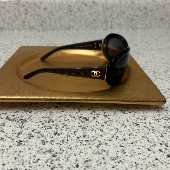 CHANEL 5116-Q c501/86 Black with Brown Quilt Arms sunglasses - Picture 11 of 16